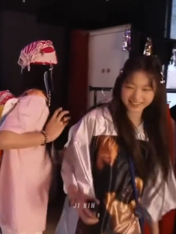 sweet catnipz CLIPS PART 1 #catnipz #minji #haerin #NJZ 