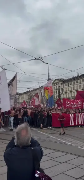 #mondoultrasofficial #toro #corteo #granata #ultras #torino #ug #protesta #cairovattene 
