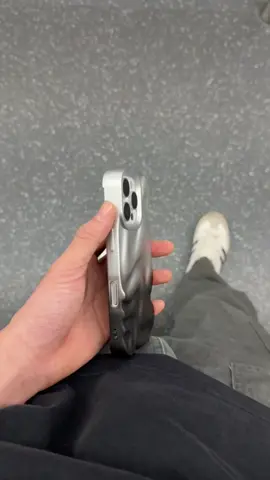 Three-dimensional water ripple mobile phone case, simple and advanced!