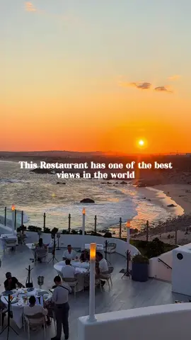 Follow Booziebrunch for hot spots, hidden gems and of course brunch.  The Sunset Monalisa is the perfect backdrop for any special occasion. It’s a gorgeous cliff side restaurant in Cabo offering mindblowing views.  . . . #booziebrunch #cabosanlucas #sunsetmonalisa #sunset