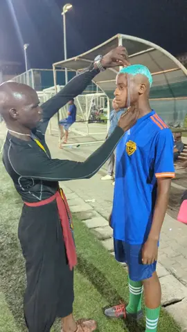 #😂😂😂 #fypシ゚ #foryoupage #barcelona #championsleague #liverpool #manchesterunited #tranding #pourtoi #foryoupage #tanzaniatiktok #swahilitiktok #zanzibar 