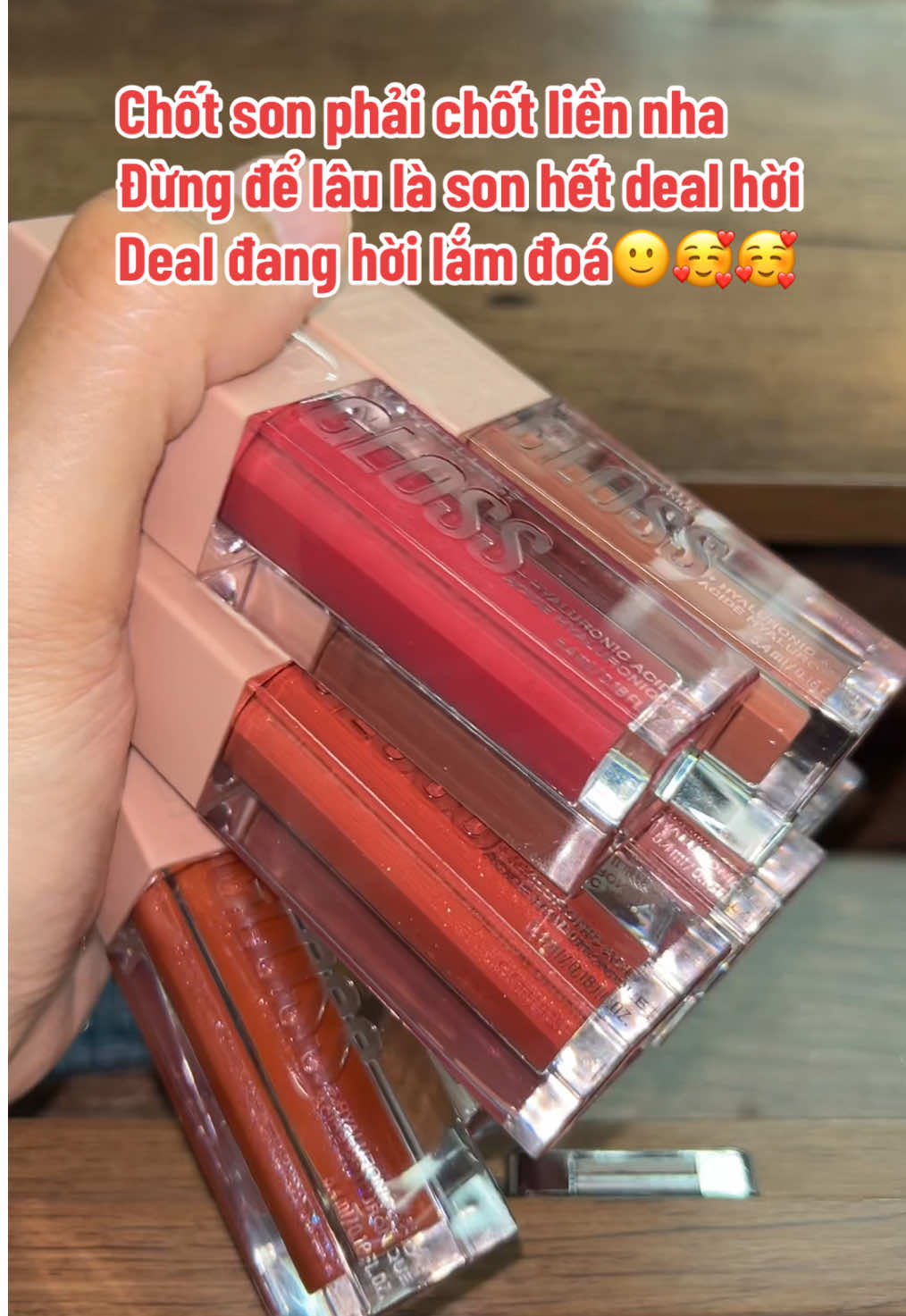 Chốt son phải chốt liền nha Đừng để lâu là son hết deal hời Deal đang hời lắm đoá🙂🥰🥰 #sonmoimaybeline #sonbongmaybeline #liftergloss #sonmoiliftergloss #sonmoidep #maybeline #makeup #fyppppppppppppppppppppppp #fypシ゚ #fypp 