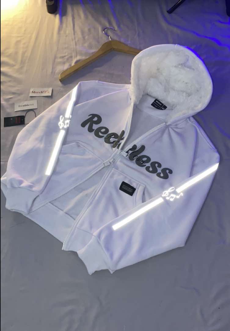 Reckless x dnd v1 mewah bgt😩🤍 #hoodieboxy #hoodiereflektif #hoodienyala #reckless #320gsmhoodie #hoodiereckless #fyp #leoyasir  