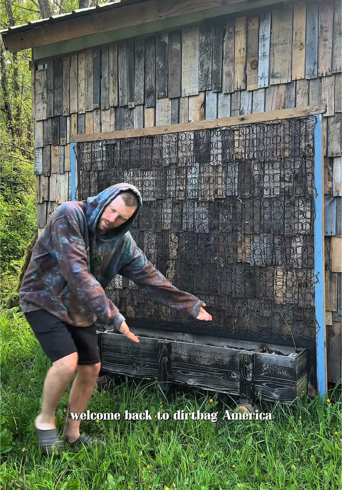 Building a trashy pea trellis #dirtbag #garden #build