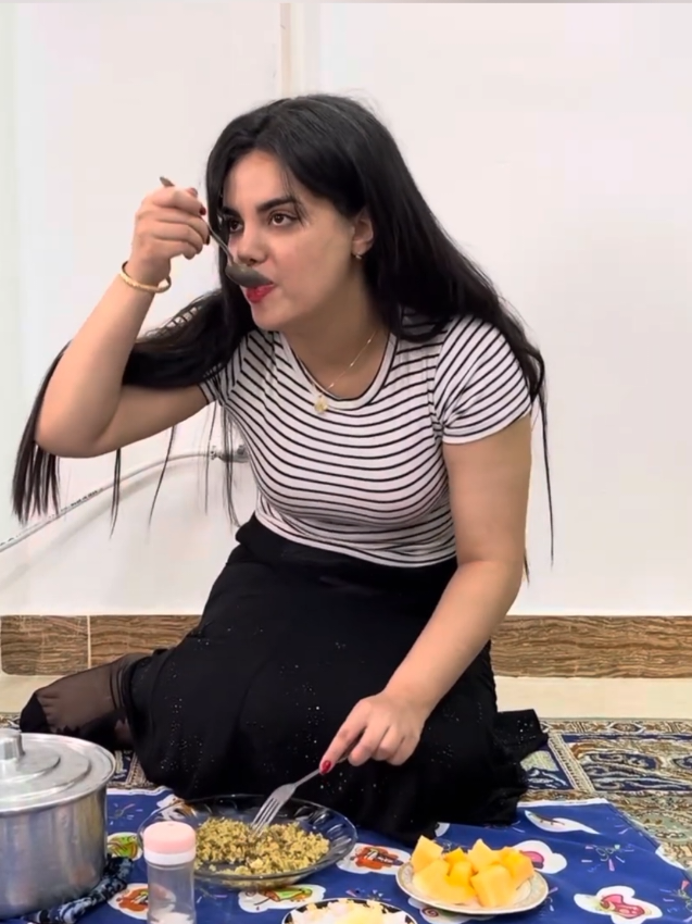 my new video village girl cooking #foryou #videoviral #foryoupage 
