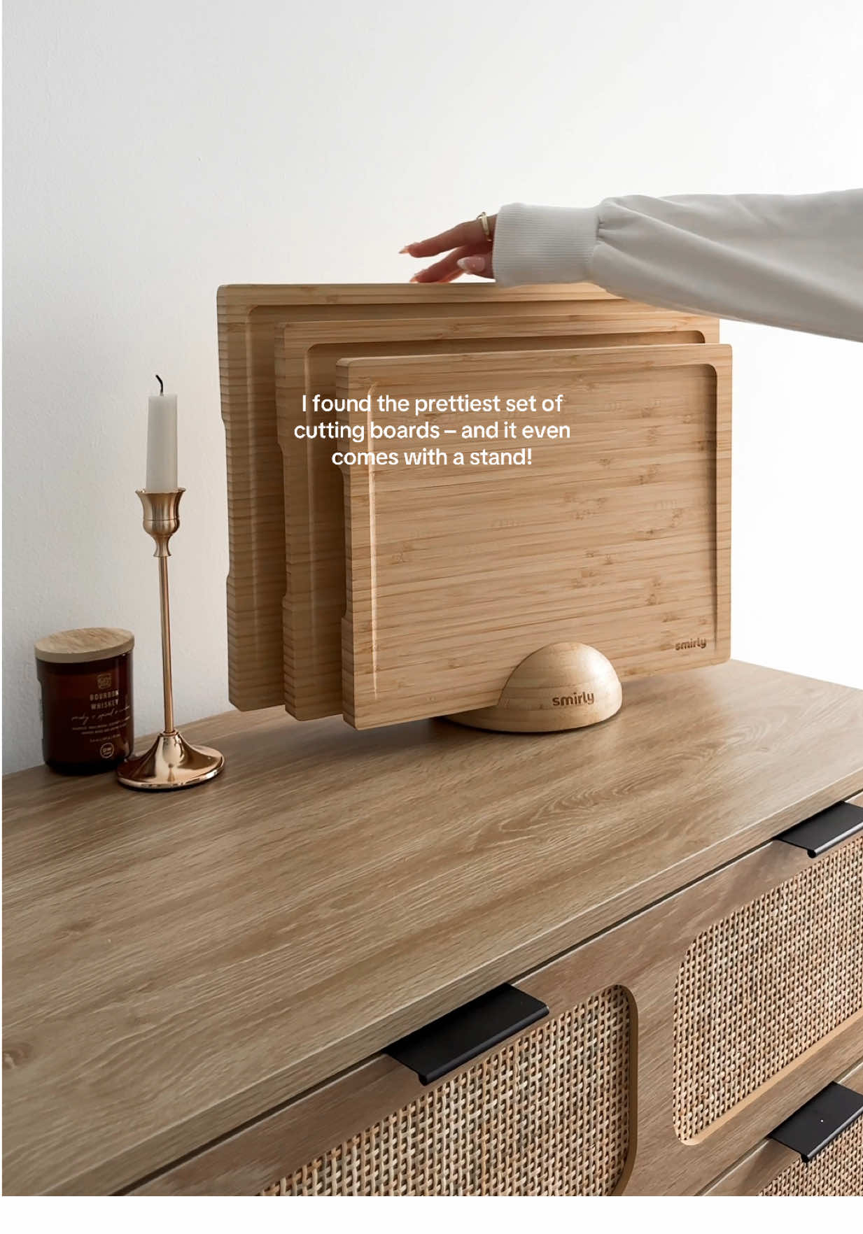 #woodencuttingboard #cuttingboard #kitchen #tiktokshopcreatorpicks  #tiktokshopfinds 