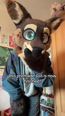 EDIT: this suit is no longer on hold and is up for sale! #furry #furryfandom #furrytiktok #fursuit #furrycommunity #fursuitmaker #handmade #fursuiting #art #fursuitpremade #fursuitforsale #tiktok #foryoupage 