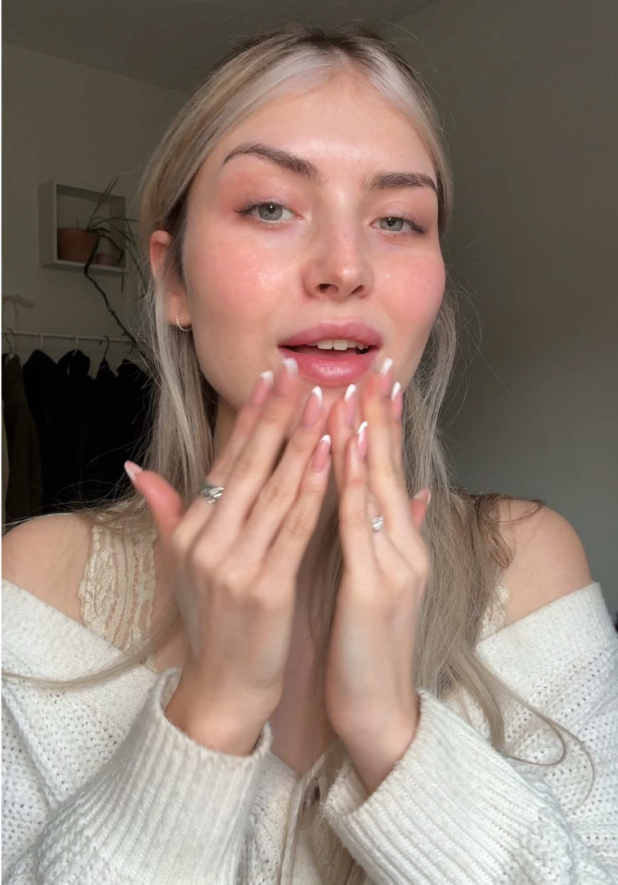 Trying out some new skincare & makeup products 🫖🎀🫧🤍        @REFY remove and enhance face cleanser @Glow Recipe niacinamide glow serum @Typology Paris glow drops, tinted serum, bronzing drops @Makeup Revolution jelly blush  @Huda Beauty filter blush  @Gisou infused lip oil @Jo Malone London english pear & sweet pea #makeupinspo #makeuptips #skincare #naturalmakeup #nomakeup #talkinggrwm 