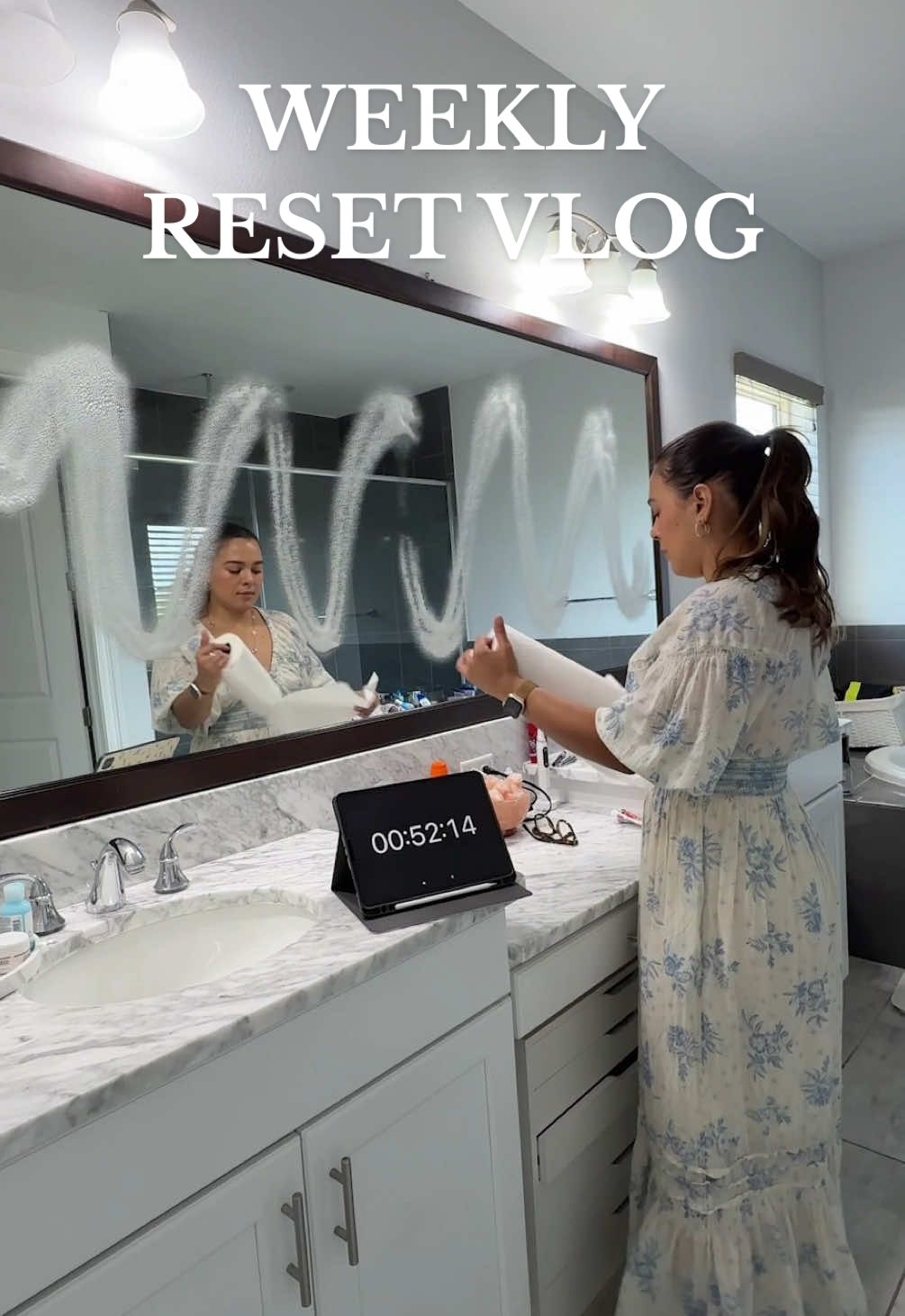 WEEKLY RESET TIME ⏰🫧🧺💁🏽‍♀️ 1 hour timers on, you in??? I swear this routine keeps me saneeeee! 💗 thanks for motivating me to do this together! #satisfying #cleanwithme #CleanTok #cleaning #asmr #asmrcleaning 