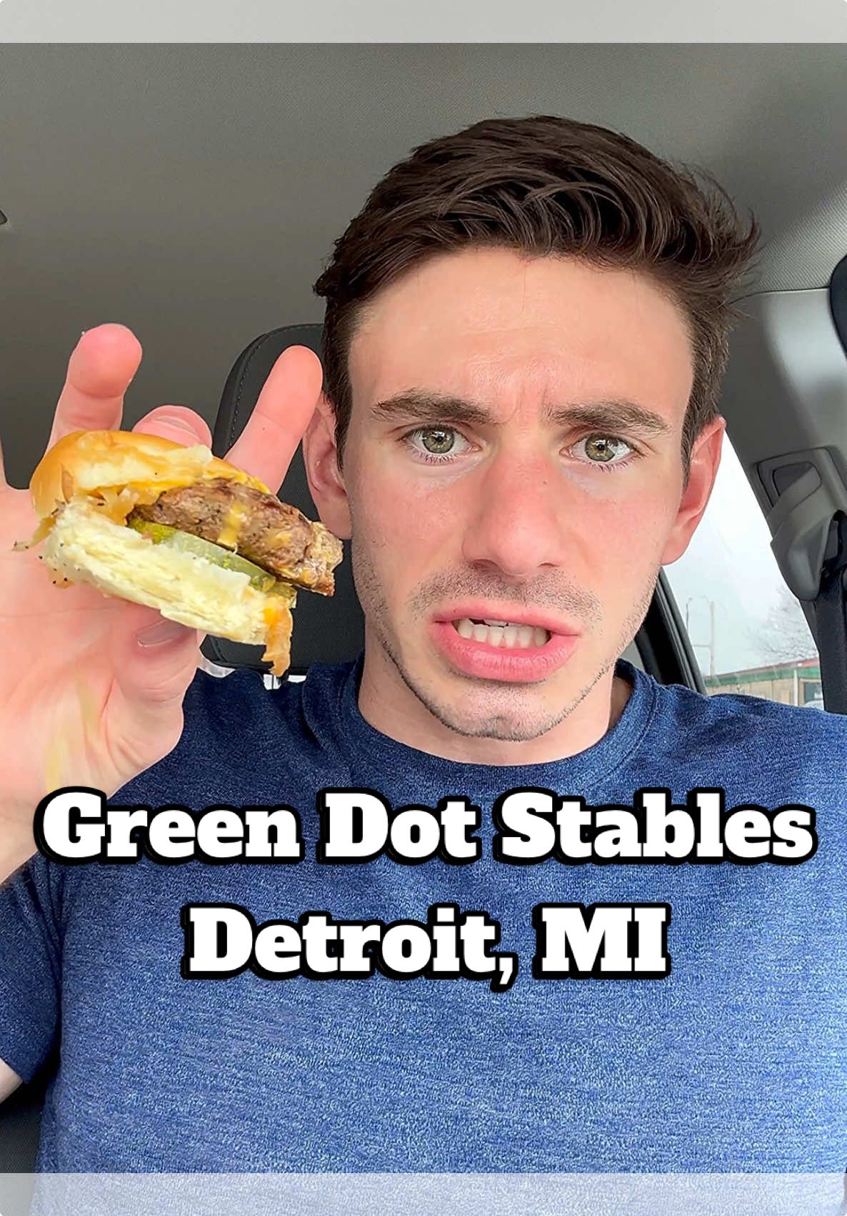 Green Dot Stables Review in Detroit, Michigan #foodreview #FoodLover #foodnetwork #foodtiktok #eatingshow #mukbang #burger #hungry #eating #fyp 