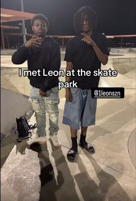 W man but dirty clothes #godisgood #relatable #blowthisup #viralvideo #leon #cjsocool 
