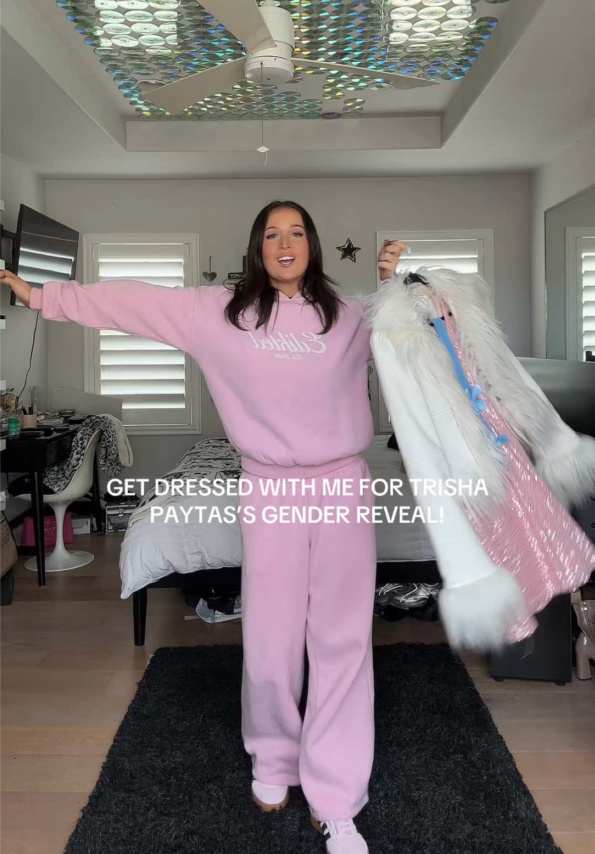 Let’s get dressed for Trisha Paytas’s gender reveal show!! So excited for Eras of Trish LA tonight, stay tuned for live updates!🩷🩵 #trishapaytas #genderreveal #erasoftrish #justtrish #justtrishpodcast #trishapaytasgenderreveal #trishlikefish88 #getdressedwithme 