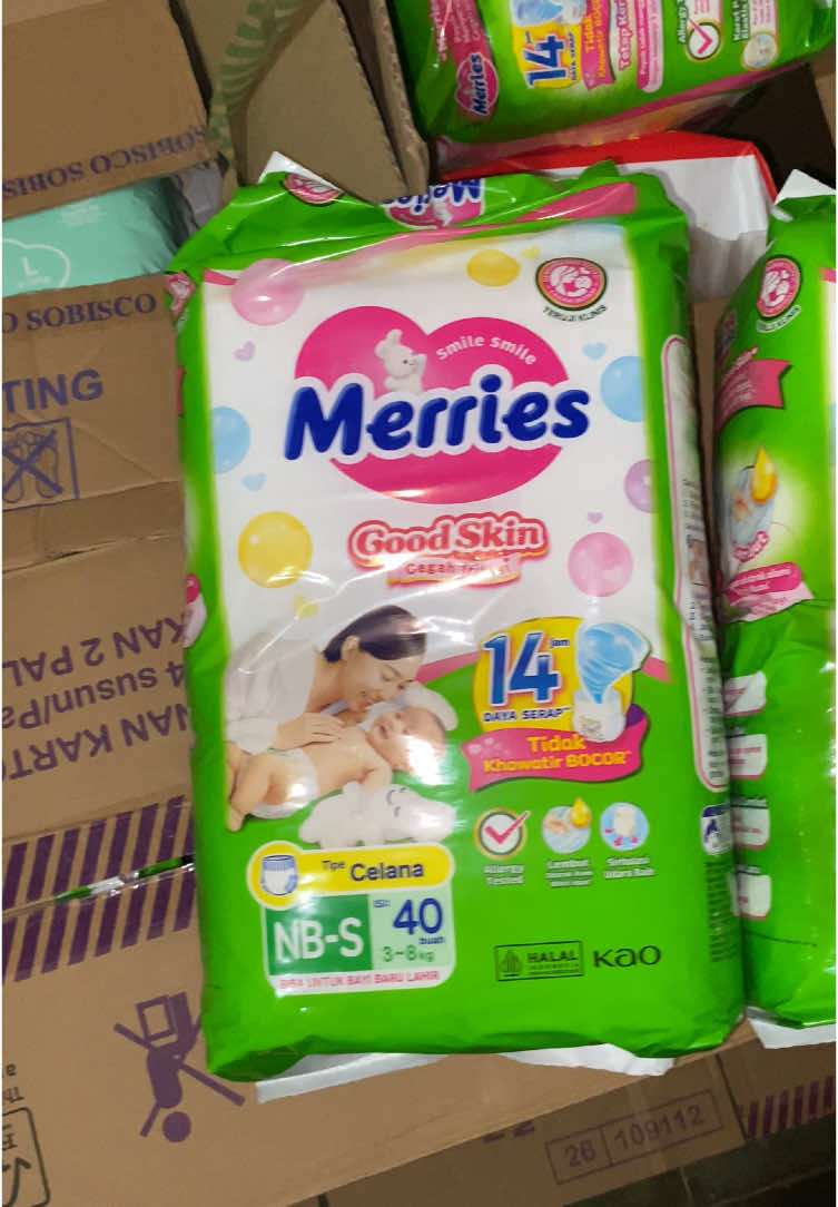 HALLO MOMS!!! pampers merries NBS kemasan standar ready ya stok terbatas🥰🫶#fyp #viral #murahnikmatlezat #masukberandafyp #pampers #pampersmurah #mamypoko #babyhappy #xybca #viraltiktok #wonogiri24jam #masukberanda #padahariini #makuku #wonogiri #diapers #bayiviral #popokbayi #merries #babylucu 