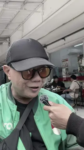 Salut buat Pak Anto! 👍 Driver ojol yang selalu bersyukur dengan rezekinya. Pesan beliau: 