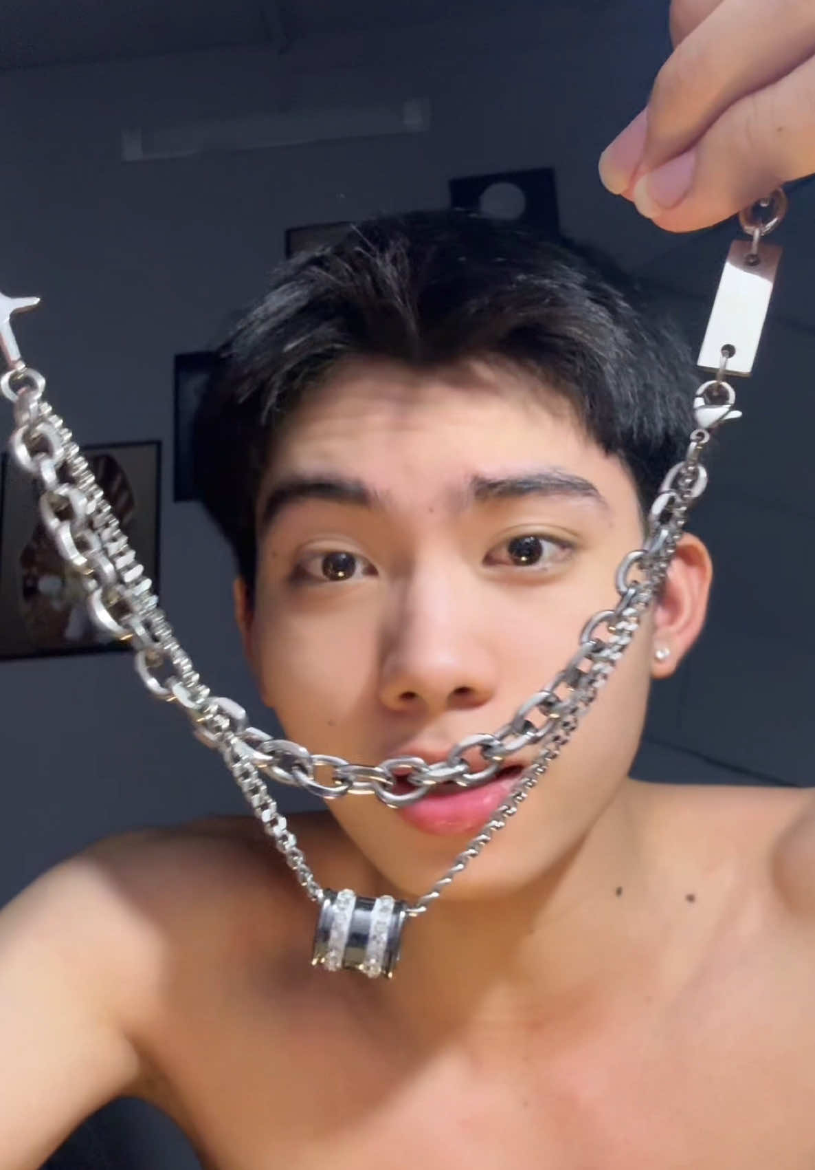 Tr oi cộng dây chuyền nó đẹp nó chất … #tuananhđz #vongconamnu 