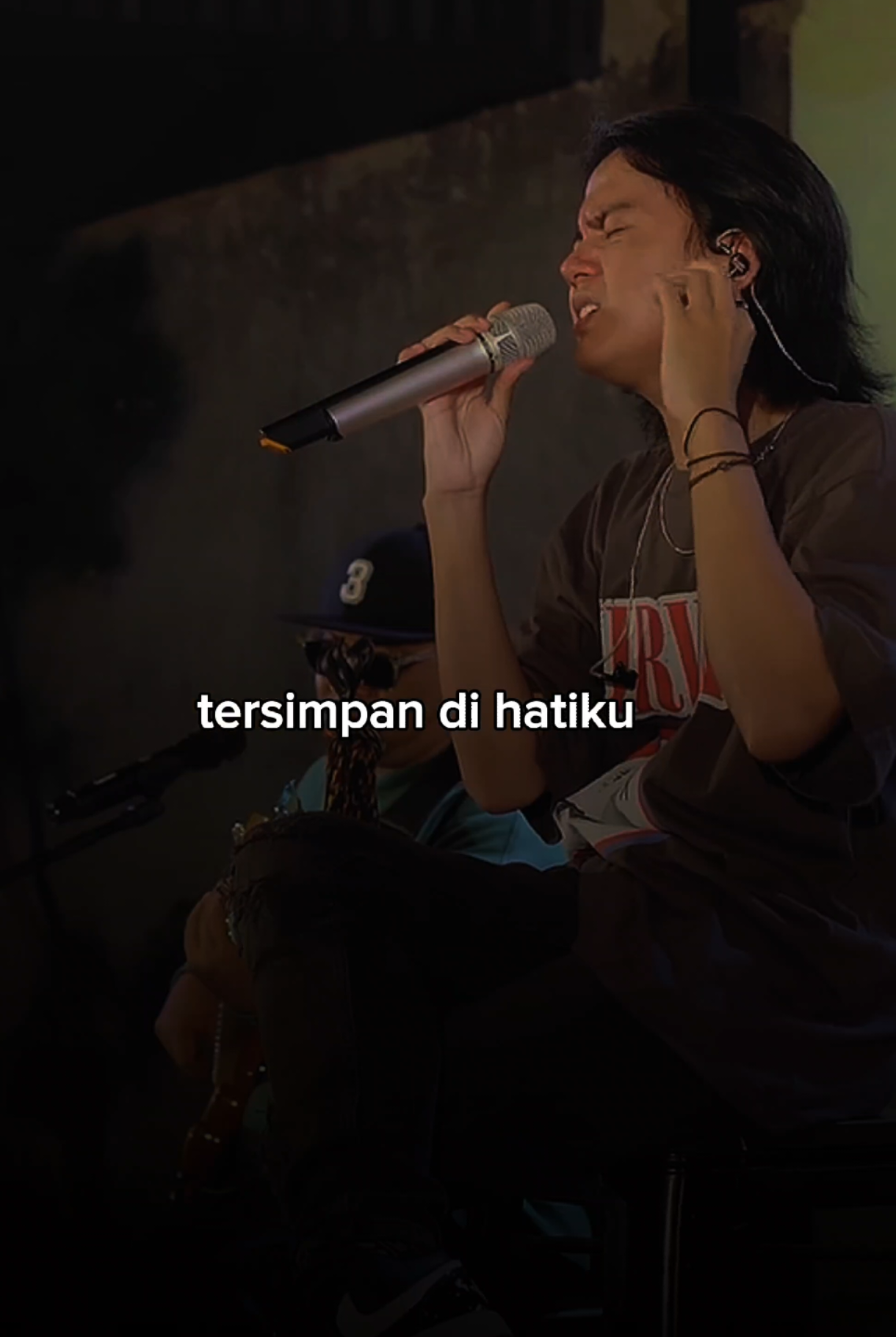 Hadirmu akan menjadi cerita terindah 😊 #maulanaardiansyah #7samudra #liriklagu #music #fyp 