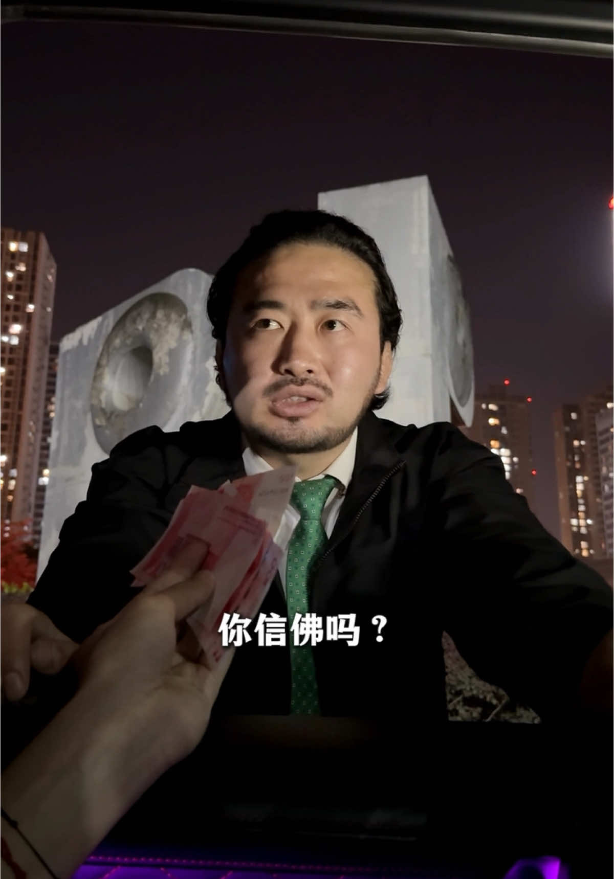 你信佛吗？#保安 #情感共鸣 #人生 #生活感悟 #现实 
