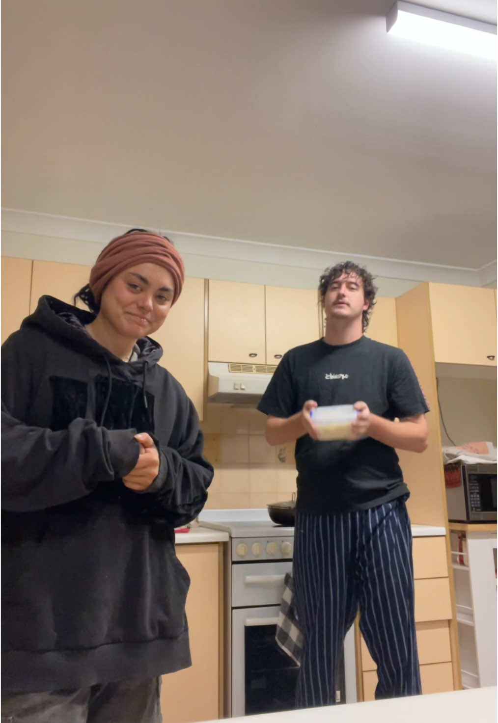 trying to make friends in 2025 like #sydney #friends #musicians 