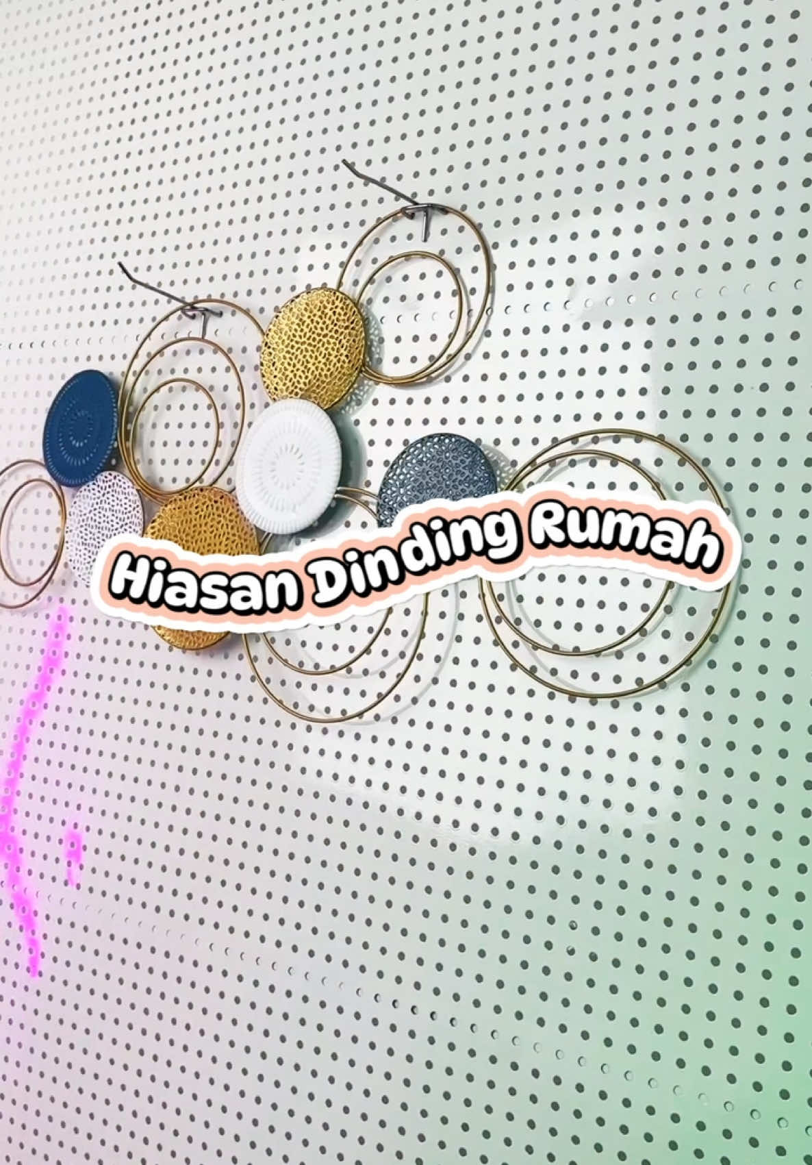 Biar dinding nya makin estetik🤩 #hiasan #fyp #hiasanrumah #hiasandinding #hiasandindingaesthetic 