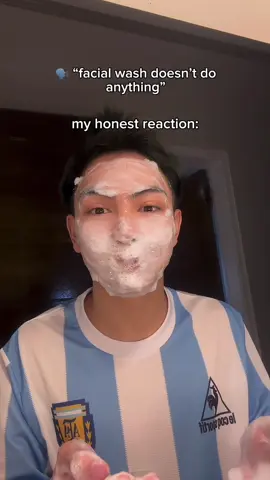 making my skin glowy and baby soft skin using G2G Blueberry Face Wash 🫐🧴✨ #gentlecleanser #g2gblueberryfw #g2gph