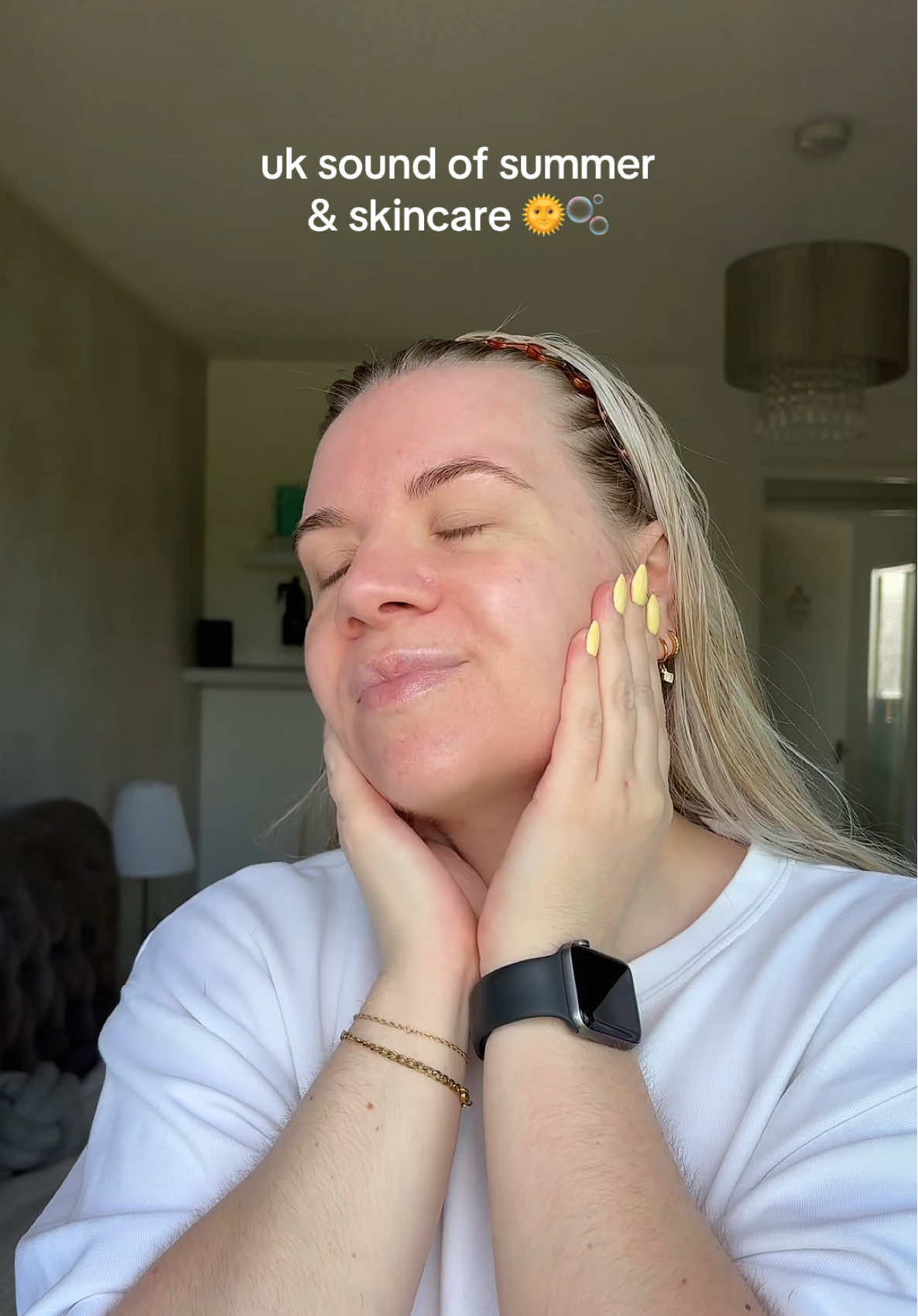 Soft girl era >>>>>  @Charlotte Tilbury skincare 🫧🪞☁️ #AD #BeautyMustHave #skincare #morningskincare #CharlotteTilbury #MagicBeautyStars #summerskincare #asmrsound 
