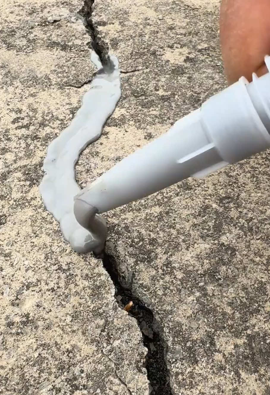 Concrete Caulking Adhesive,Concrete Sealant Waterproof Repair,Concrete Crack Filler,Outdoor Concrete Quick Dry Adhesive,500g#tiktokshopspringglowp #spotlightfinds #tiktokshop 