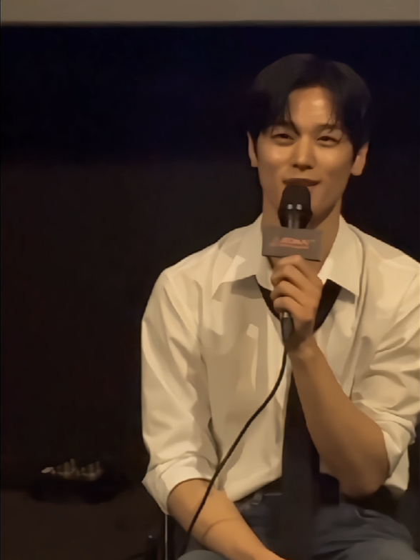 ACTOR LEE, congratulation on your acting debut #juyeon #theboyz 