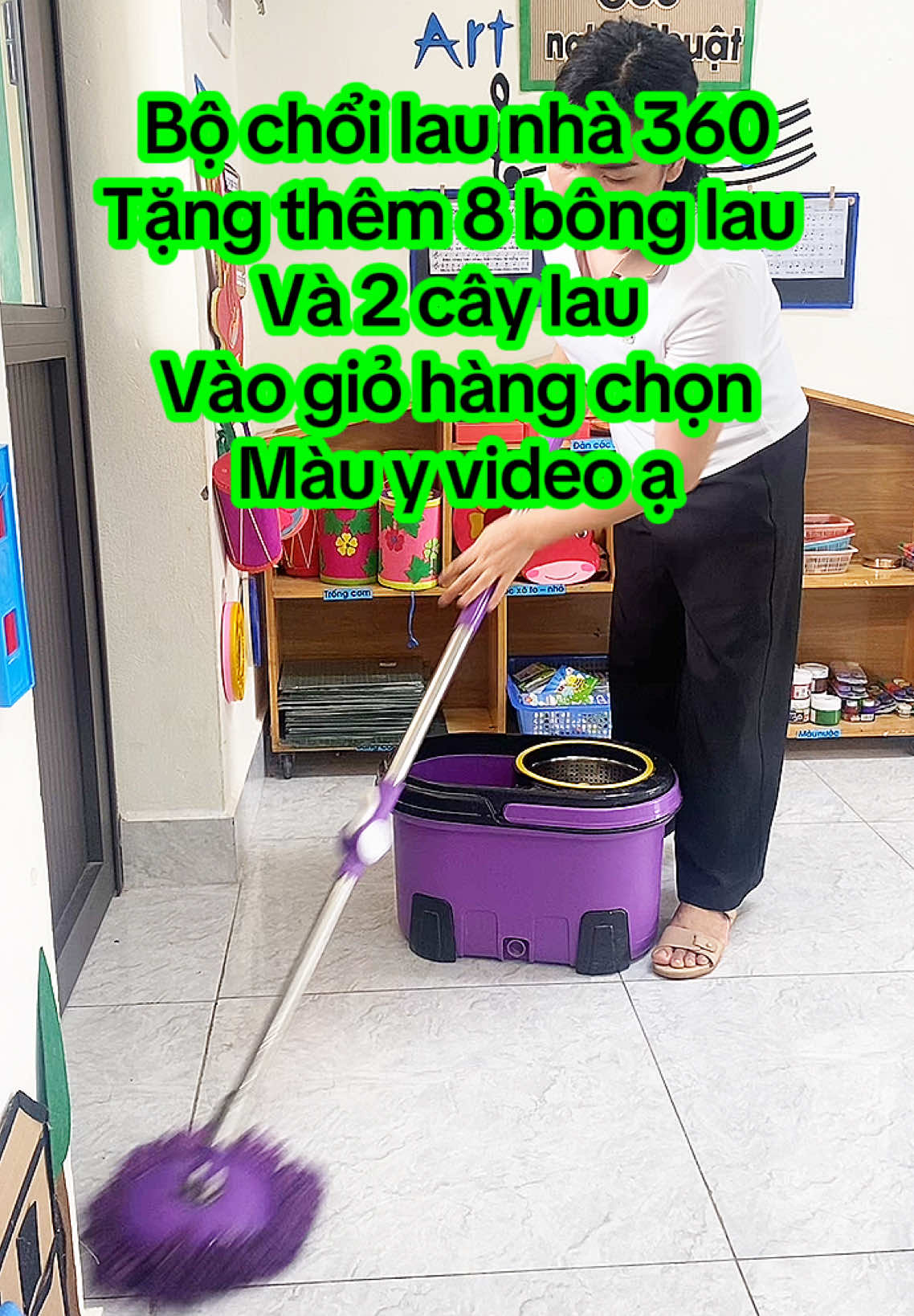 Bộ chổi lau nhà 360 tặng thêm 8 bông lau và 2 cây lau. Có màu tím y video trong giỏ hàng#choilaunha #choilaunhathongminh #choilaunhatuvat 