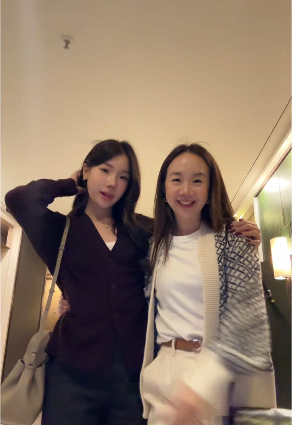Mommy & daughter🩷🩷 #seoul #OOTD 