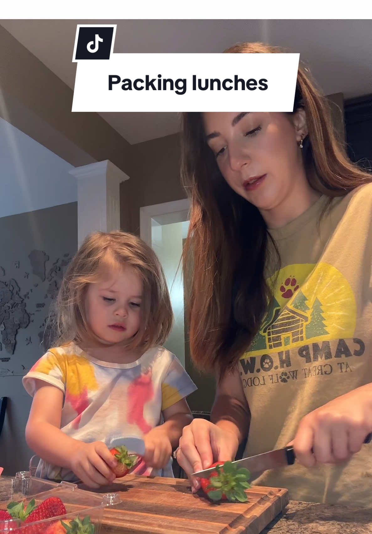 Happy Monday 💕 What did you pack for lunch today?  #lunchtime #packinglunch #kindergarten #kidapproved #girlmom #momoftwo #sahm #sahmlife 