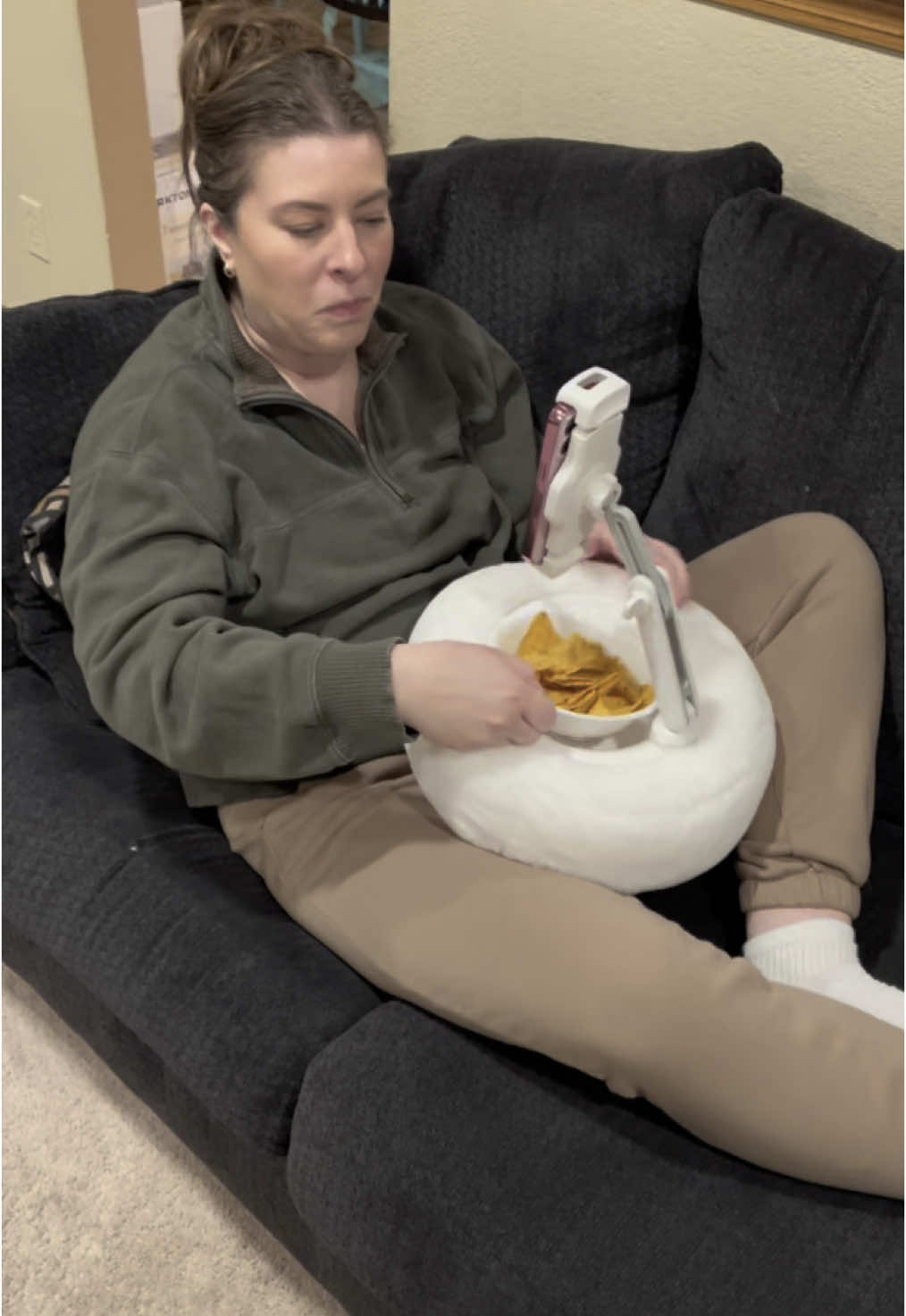 No more sore elbows! This pillow phone holder props your phone perfectly so you can scroll, binge, and relax—hands-free and pain-free. #PhoneHolderPillow   #LazyGirlHack   #HandsFreeLife   #ScrollInStyle   #CozySetup   #TikTokMadeMeBuyIt   #ComfyVibesOnly   #BedtimeBinge   #NoMoreElbowPain   #TechComfort