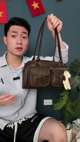 Túi xinh tặng hươu mà giá chỉ 90 cành . Mua đi kẻ hết mọi người ơi #tuixach #tuixinh #tiktokviral 