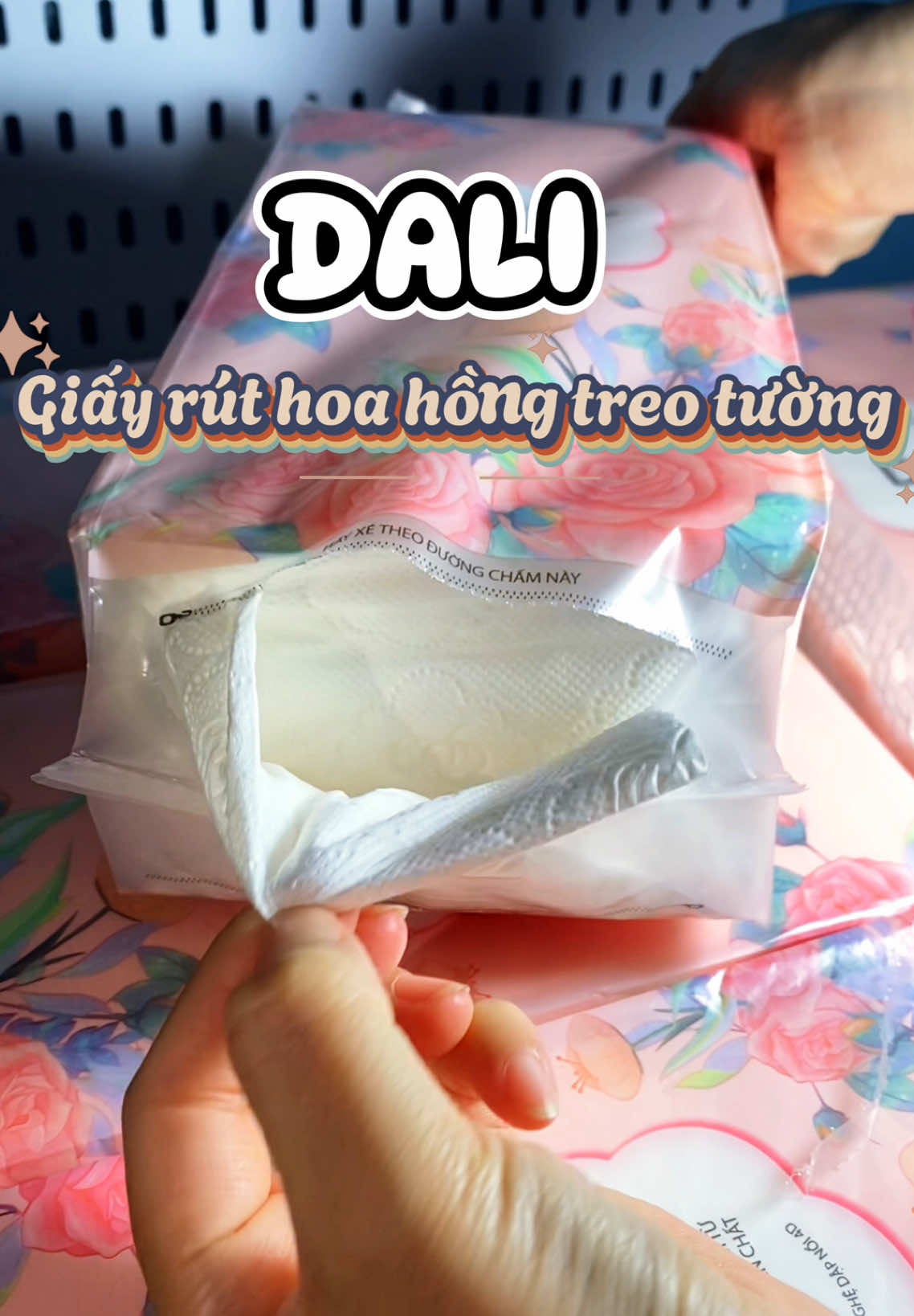 DALI Giấy ăn gấu trúc hoa hồng thùng 12 bịch #dali #giayangautruc #giayangautruchoahong #giayandali #dogiadungtienich #xuhuongtiktok 