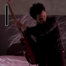 Muse - Plug In Baby 1997 Demo #muse #pluginbaby #originofsymmetry #showbiz #brat #musedemo #demo #fyp #music #altrock #neoprog #spacerock 