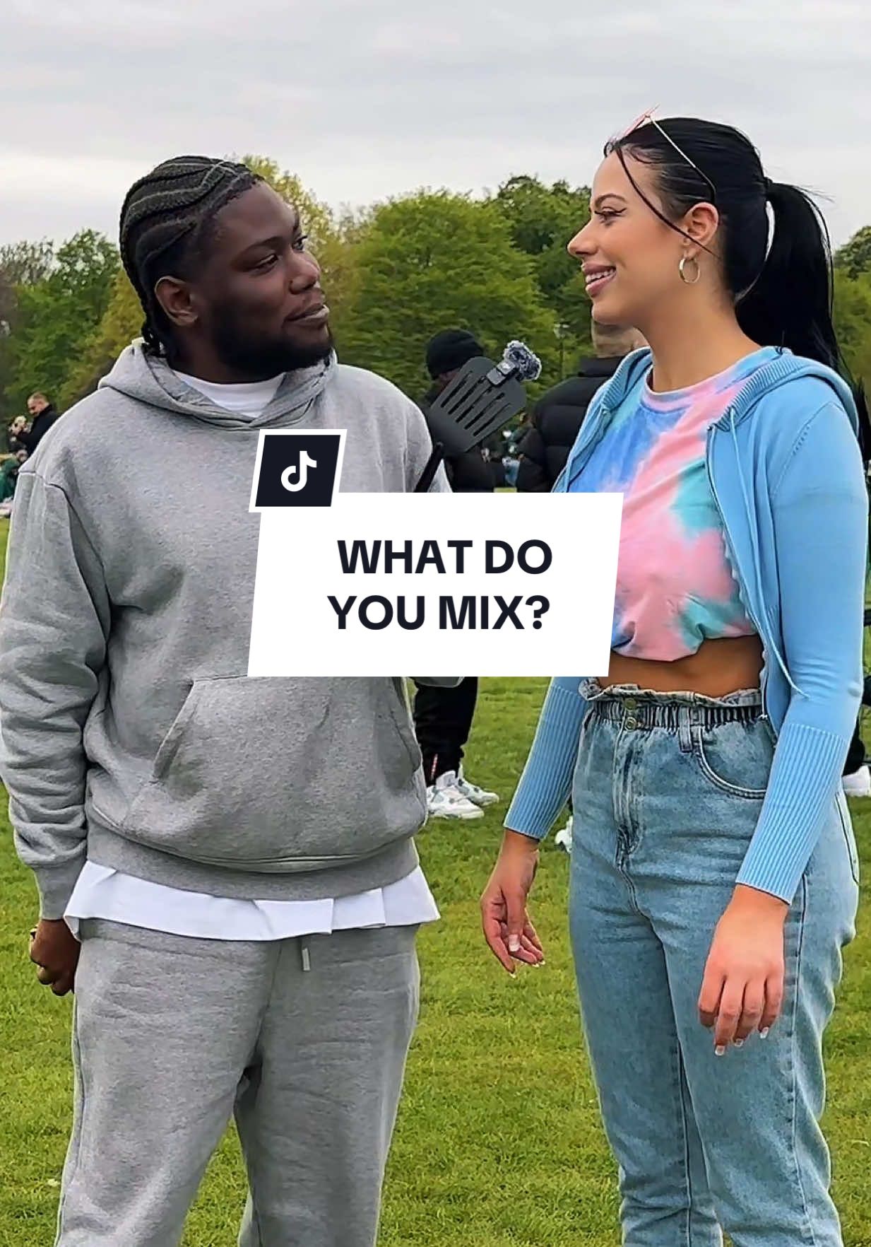 What colours do you mix to make the colour blue? #colors #colour #streetinterview