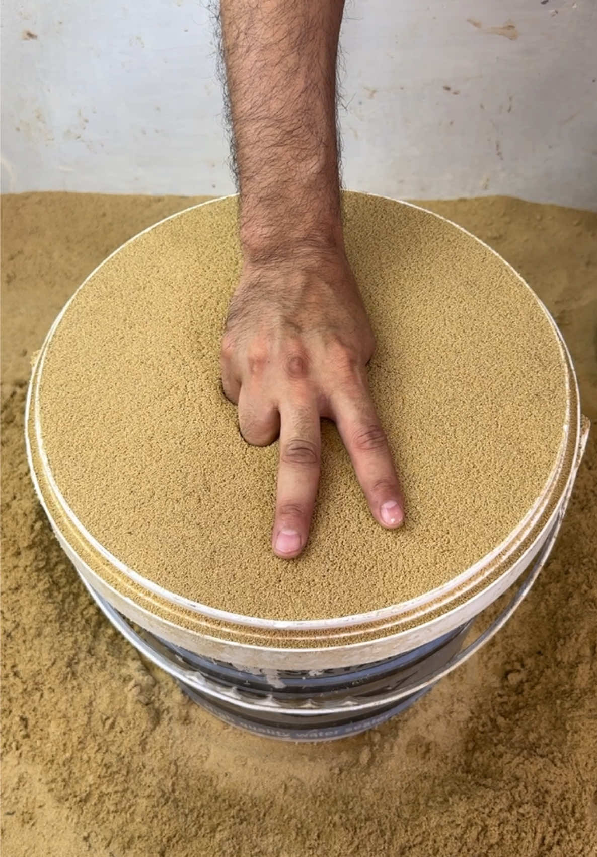 ‏Satisfying and Relaxing Metal Sand  #reelsvideoシ #satisfying #artwork #art #experiment