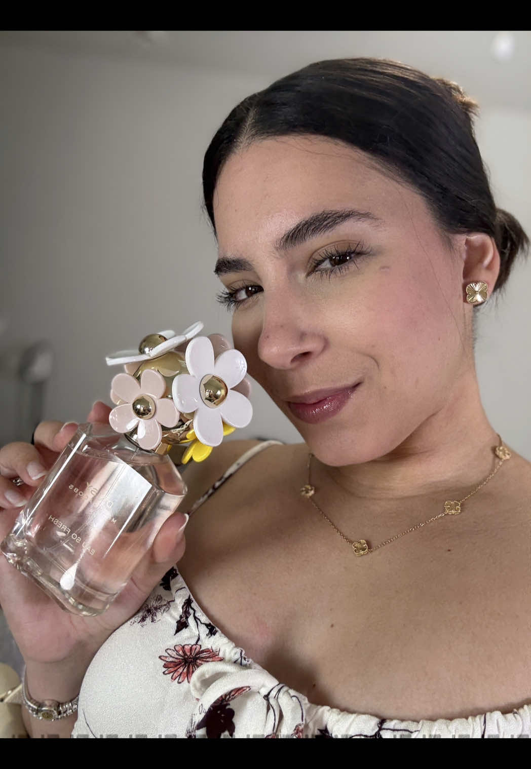 Perfume de @MarcJacobsFragrances perfecto para verano y regalo de día de las madres #fragancias #fragrance #fraganciasfemeninas #perfum #perfumetiktok #marcjacobs 
