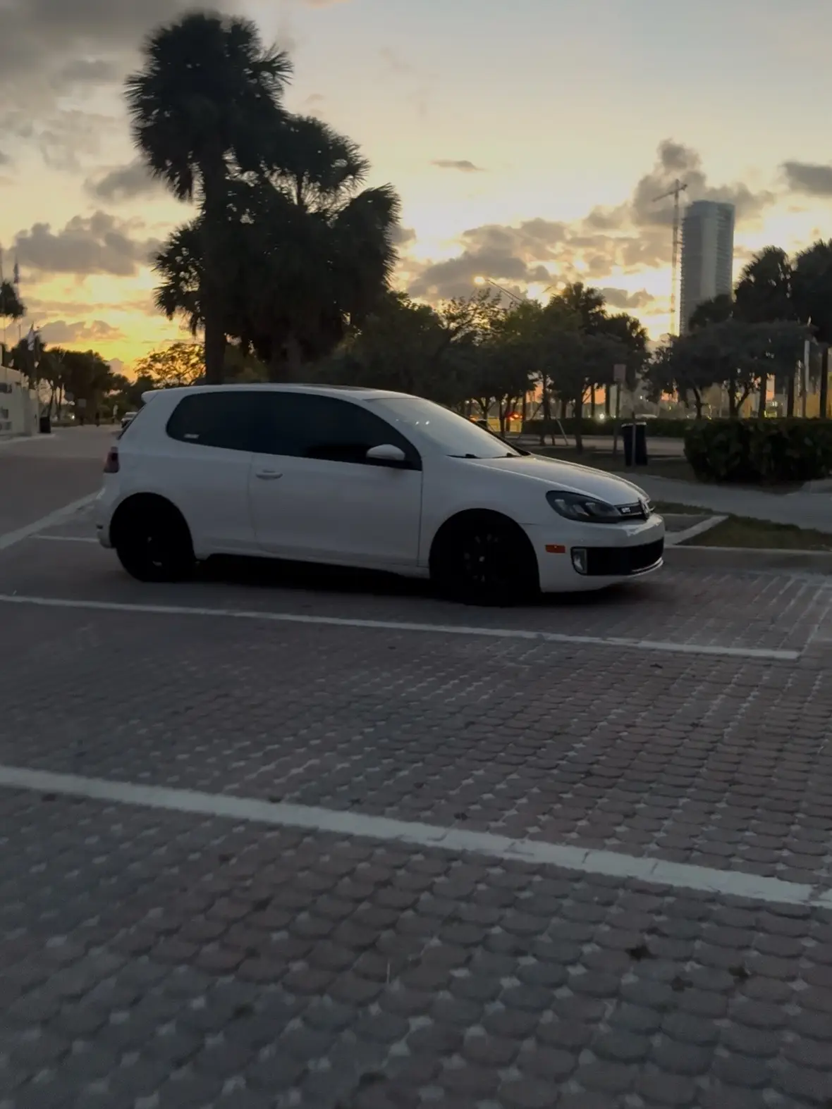 I put my shit in the pipe 😏 🥀 #fypシ゚viral #carsoftiktok #fypシ #carsoftiktok😈 #volkswagen #gti 