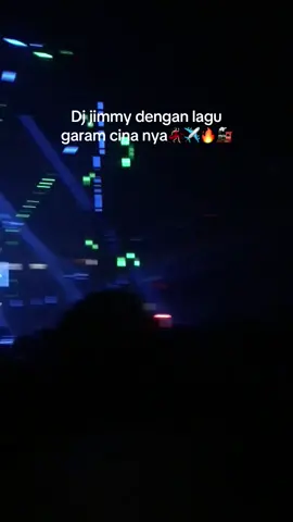 Dj jimmy dgn lagu garam cina nya💃🏻🔥#fairus⚡ #funkot #dugem #party #club #tunjunganplaza #stasiun🚂 #stasiontop10surabaya #djjimmy #fyp #foryoupage #masukberandafyp 