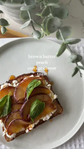 This peach toast is creamy, sweet, and just a little spicy with a hot honey drizzle. Makes for a perfect breakfast toast or something to share at brunch! 