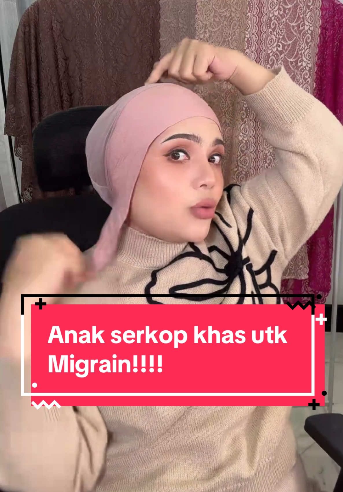 VIRAL – direka dengan kain premium & potongan ergonomik yang tak mencengkam kepala. Sesuai untuk mereka yang selalu sakit kepala atau mudah migrain bila bertudung lama. Dapatkan sekarang sebelum HARGA NAIK!”