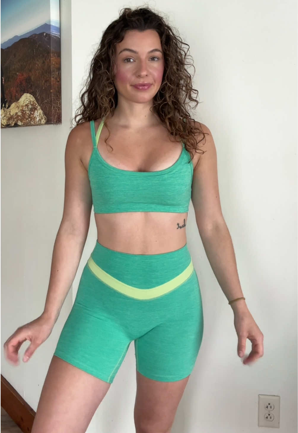 Flattering, comfy AND cute?!?!😍😍😍 #matchingset #workoutset #shortsset #workoutclothes @shopvitality #TTSFashionFam  #springfashionfest #TikTokShopSpringGlowUp #springtok #CreatorBoostCamp  #TikTokShopCreatorPicks #AprilMadeMeBuyIt #TikTokShopCreatorPicks  #TTSCreatorBash #TTSLevelUp #Outdoorfun   #wardroberefresh 