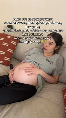 i’m over it 😭🤰🏻#foryoupage #fypシ #pregnant #fypシ #pregnantlife #funny #pregnanttiktok #viral #trending #momlife #funnyvideos #xbyzca 