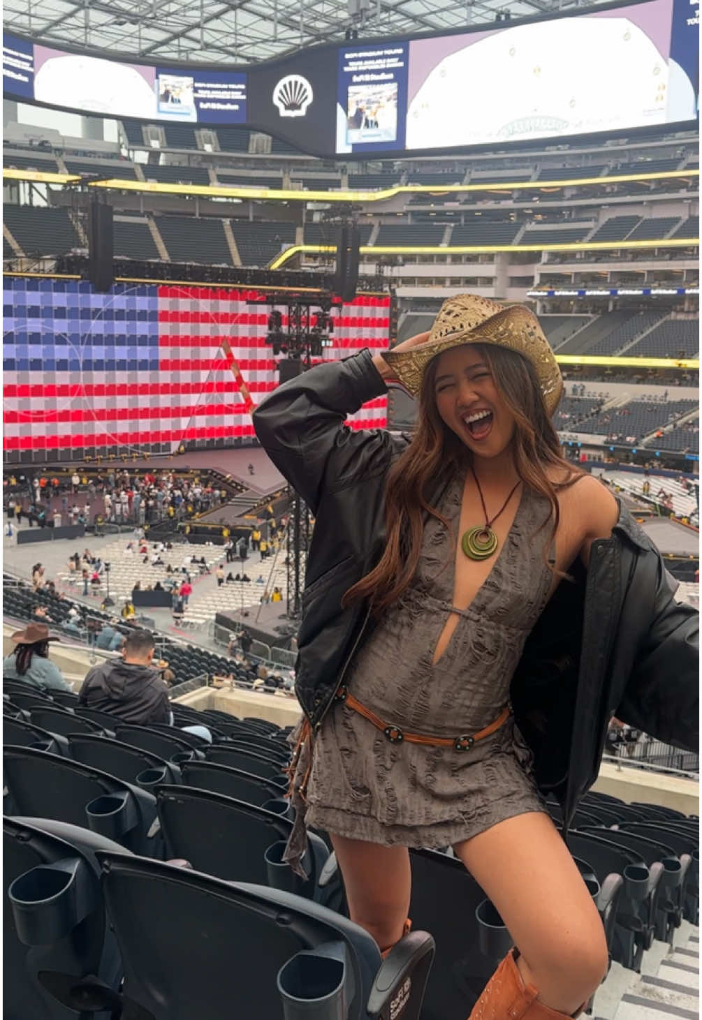 Cowboy Carter outfit for night 3 🐎🧡 @Edikted @Beyoncé @SoFi Stadium 