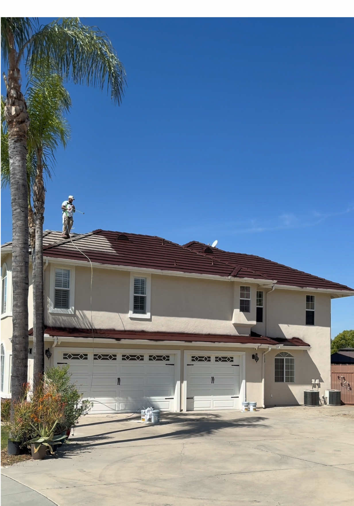POV  . . #beforeandafter #inlandempire #palmsprings #foryou #sherwinwilliams #painter #graco #cathedralcity #asmr #fy #design #nikospaintanddesign #roofpainting 