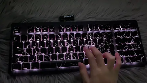 Lightning at Fingertip!!!⚡️🤩🖤☠️ #keyboard #foryoulage #fyp #typ #foryou #customkeyboard #cool #mechanicalkeyboard #trending #game #fypシ #zornher #asmr #fypシ゚viral #foryoupage #trend #balck 