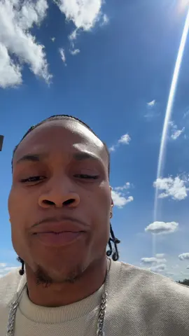 I be forgetting to record that’s why ion vlog yall 