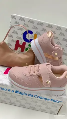 Dê uma olhada em Tênis Infantil Feminino Com Bolsinha por R$69,93. Compre na Shopee agora! 