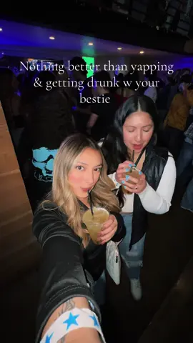 Bonus if you’ve been besties for  18 years 😝🤍 @Emery.garcia #fyp #besties #childhoodbestfriend 