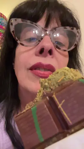 So delicious 😋  #CERES #DubaiChocolate #DubaiPistachioChocolateBar #ATasteOfLuxury 